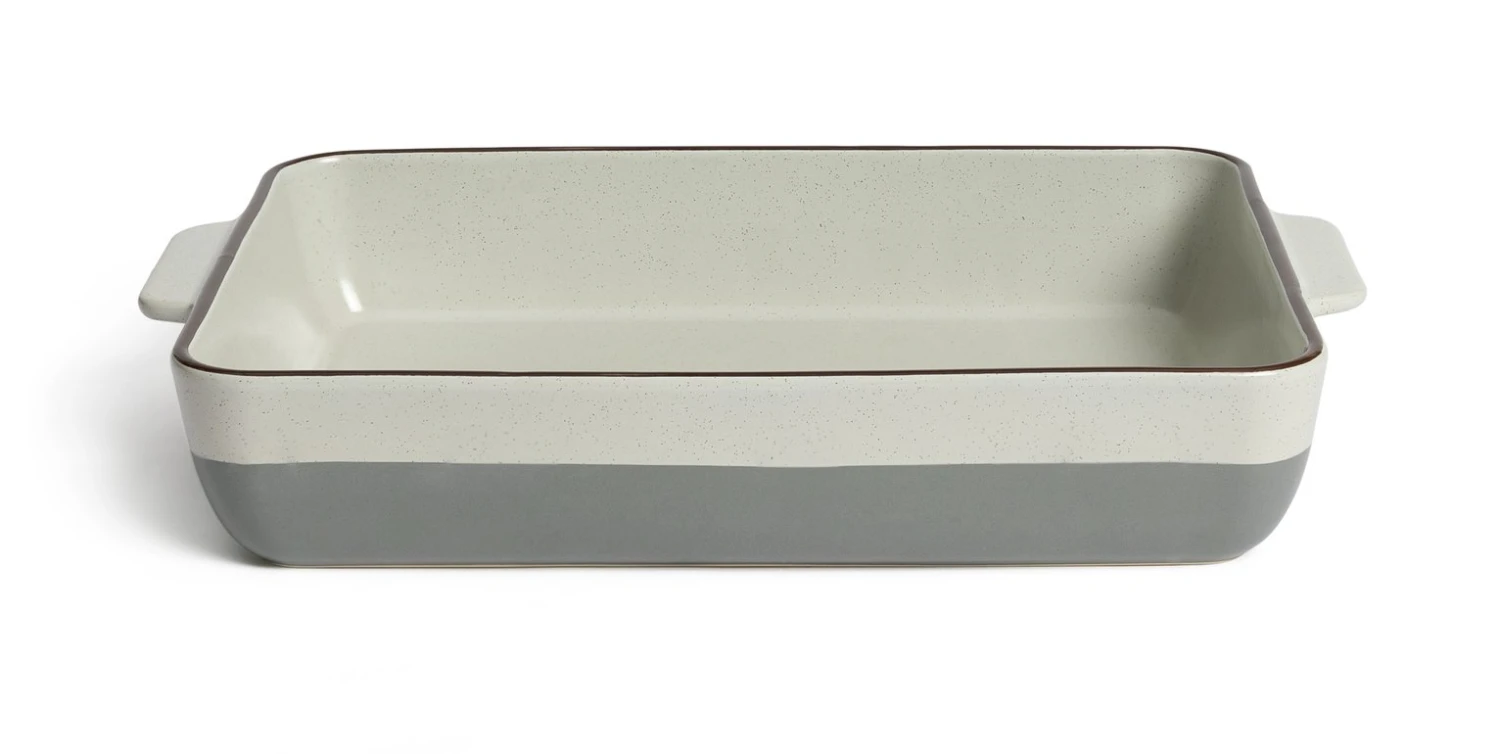 Habitat Speckle 36cm Large Ceramic Roasting Tin 6 Habitat Speckle 36cm Large Ceramic Roasting Tin - Image 4