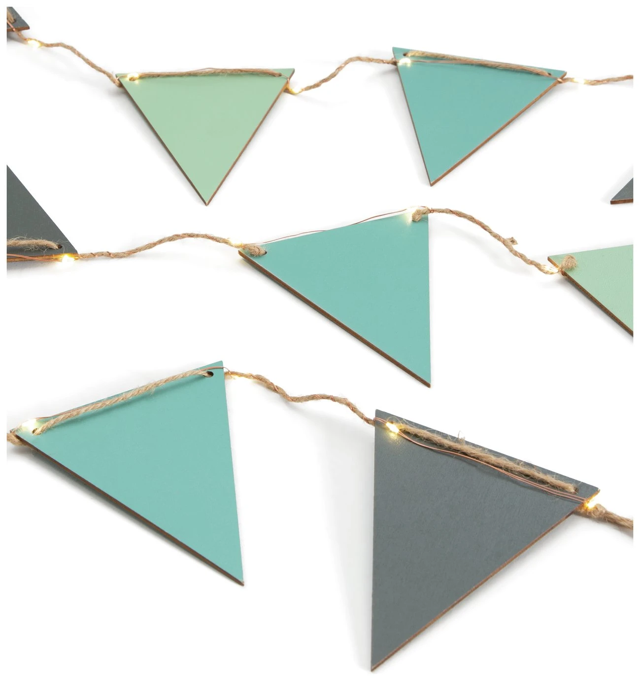 Habitat Warm White Solar Bunting LED String Lights 4 Habitat Warm White Solar Bunting LED String Lights - Image 3